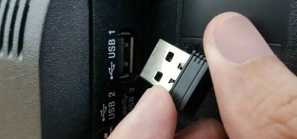 Cách kết nối chuột không dây với tivi qua USB